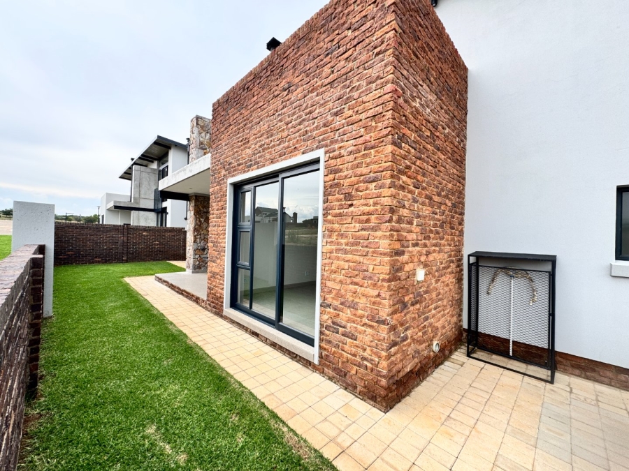 3 Bedroom Property for Sale in Helderzicht Eco Estate North West